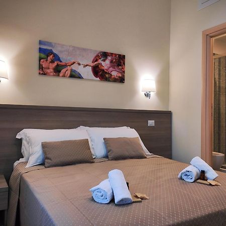 Luxury Suites - Stay Inn Rome Experience ภายนอก รูปภาพ